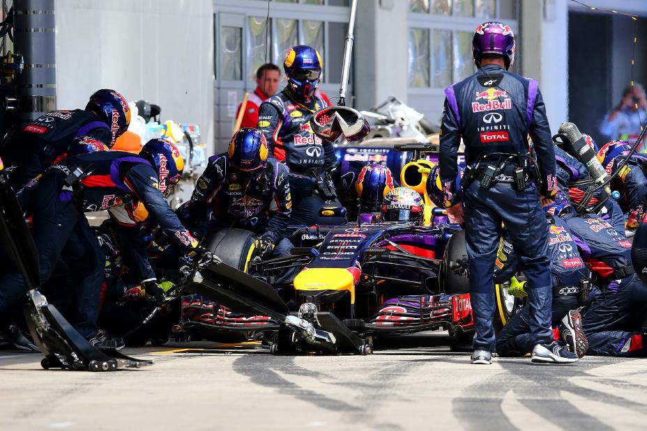 Austrian Grand Prix Race- Pit stop
