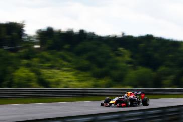 Austrian Grand Prix Race- front left side in the middle of a race