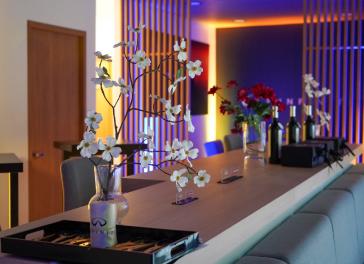 Video institucional sobre la apertura de Grupo AUTOCOM, destacando el inicio de un nuevo capítulo para INFINITI y su propuesta de redefinir el lujo automotriz.