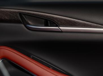 Close up of the door handle on the 2027 INFINITI QX65.