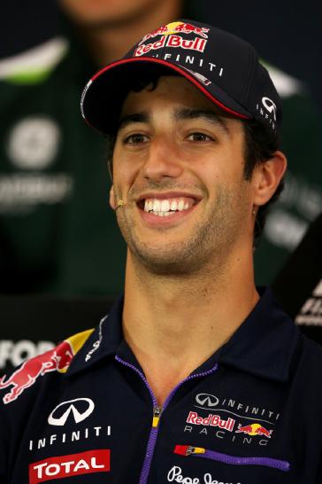 Smiling photo of INFINITI driver