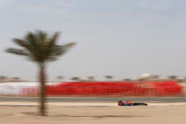 BAHRRAIN (Apr. 21, 2013) - Sebastian Vettel scored his second consecutive Bahrain Grand Prix victory with a dominant drive to the flag set up in the opening two laps of an action-packed race. Mark Webber, meanwhile, finished his 200th grand prix in seventh place after narrowly missing out on fifth due to fading tires in the final laps.