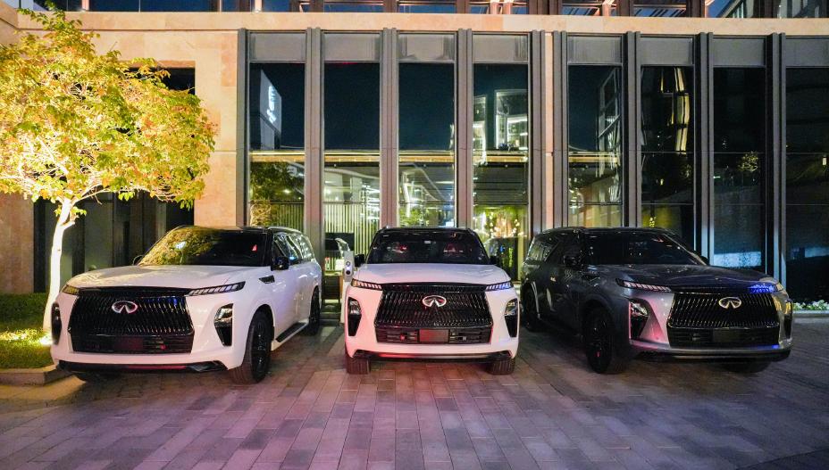 Three luxury SUV’s lineup