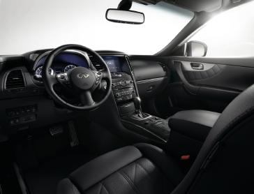 2016 INFINITI QX70- Interior view of the drivers seat view of the front dashboard and steering wheel
