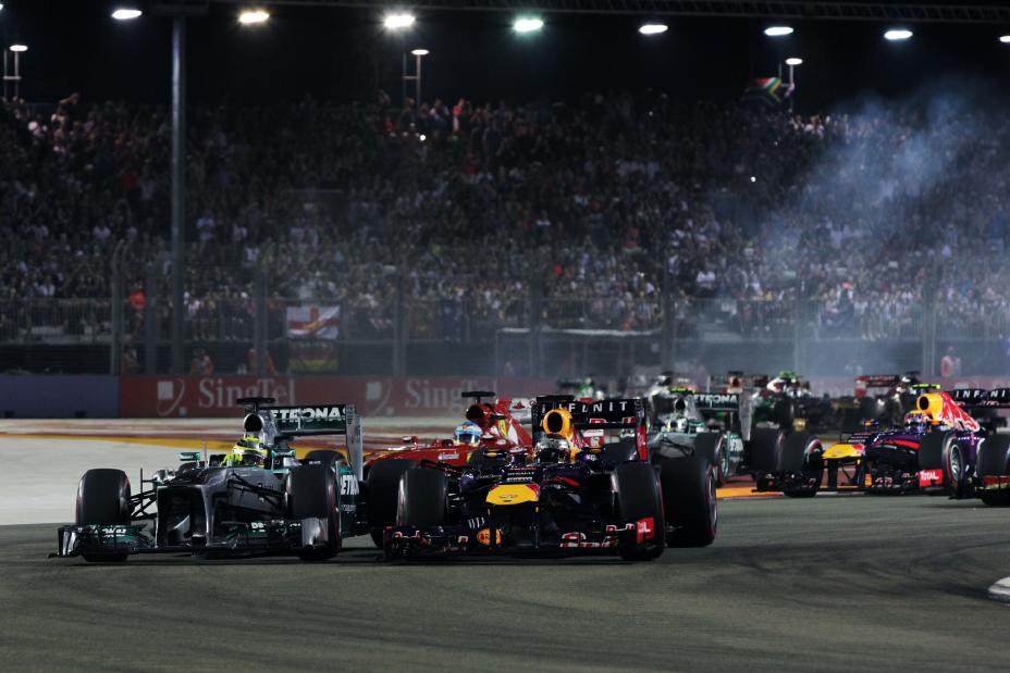 F1 race at the 2013 Singapore Grand Prix.