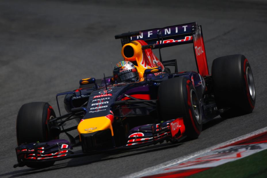 Infiniti F1 Formula One car driving on the race track.