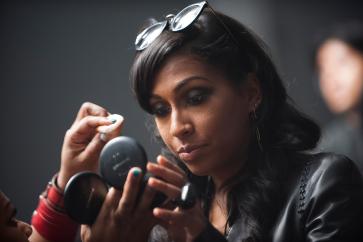 Vettel and Fiona in the INFINITI G37.