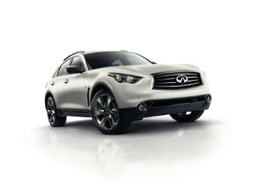 White 2016 INFINITI QX70- Front right side view