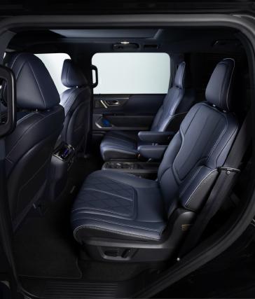 QX80 builds on its stunning Artistry in Motion design with the luxury flagship’s first-ever SPORT grade. Giving QX80 its sleekest, most dynamic appearance to date, the SPORT grade exemplifies INFINITI’s focus on delivering bold style that speaks to the tastes of luxury SUV drivers. Pre-production unit shown.