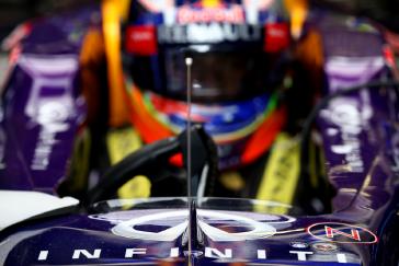 Straight view of Infiniti driver in his F1 car.