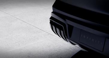 Partial closeup of the rear fascia on the QX65 Monograph.