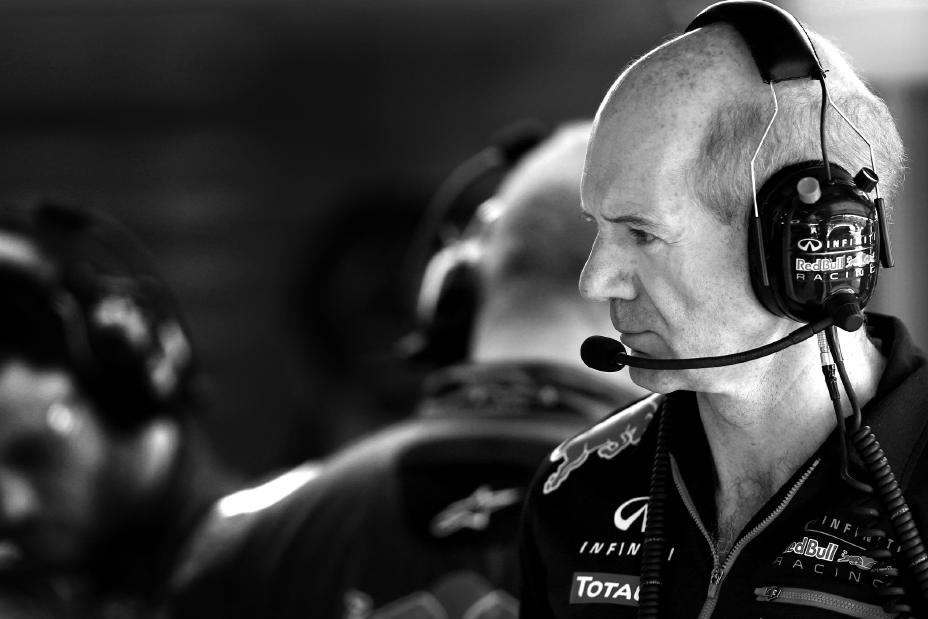 Hungarian Grand Prix: Qualifying- Crew member wearing a headset