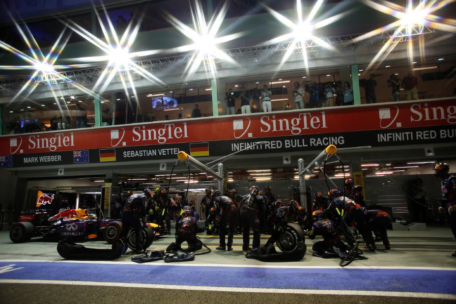 Infiniti team at the 2013 Singapore Grand Prix.
