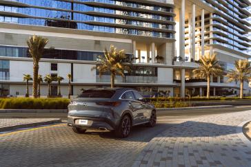 Foto por atrás de INFINITI QX55