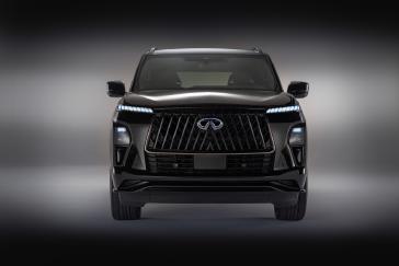 QX80 builds on its stunning Artistry in Motion design with the luxury flagship’s first-ever SPORT grade. Giving QX80 its sleekest, most dynamic appearance to date, the SPORT grade exemplifies INFINITI’s focus on delivering bold style that speaks to the tastes of luxury SUV drivers.