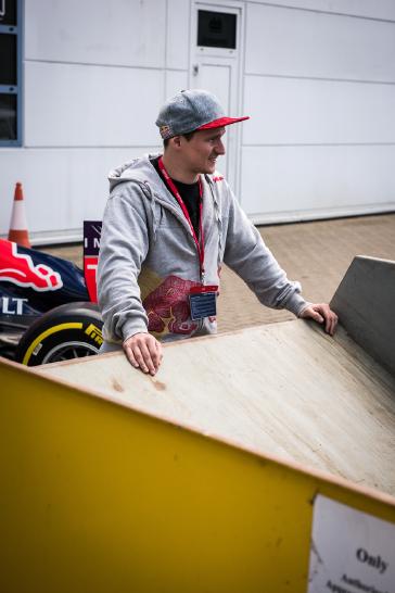 MILTON KEYNES, UK (July 13, 2015) – Red Bull's world champion free runner, Ryan Doyle, defied gravity at INFINITI Red Bull Racing’s F1 factory in Milton Keynes on a recent visit. Sit back and check out how the factory becomes the ultimate free running F1 playground. Ryan's creative free running style and strength, combined with his background in martial arts and a philosophy of not living in fear and making mistakes, take his art to the next level.