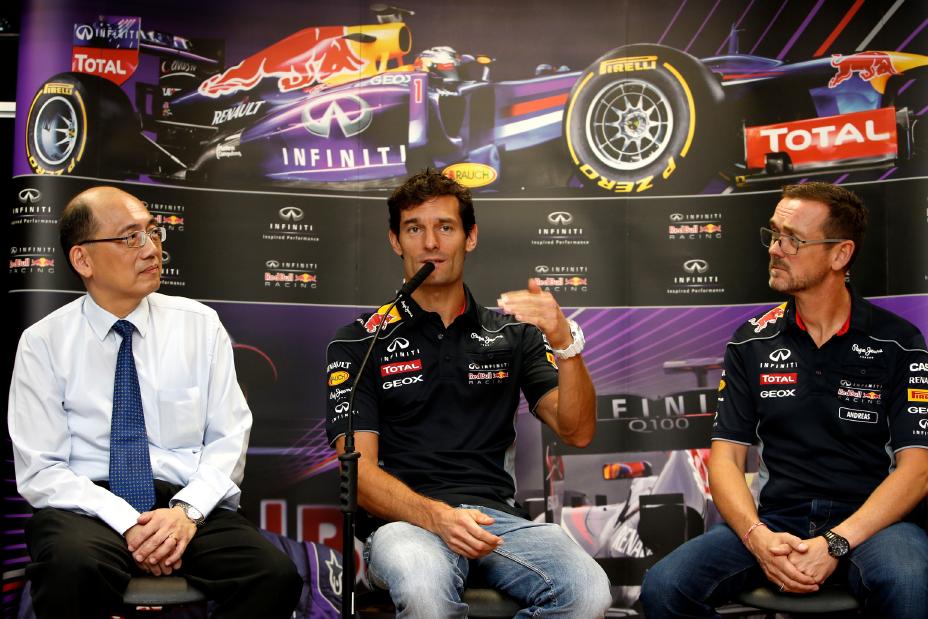Infiniti team members speaking for an interview.