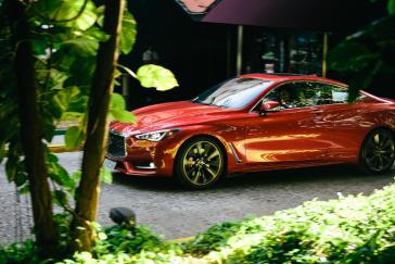 Alfonso Albaisa, INFINITI executive design director, took an all-new INFINITI Q60 to Havana – the first U.S.-spec car registered in Cuba in 58 years – to trace his roots back to his parents’ birthplace. Now based in Japan, where he oversees all four INFINITI design studios across the world, Alfonso grew up in Miami. This was his first opportunity to visit Cuba and see the curves of the mid-century modern architecture of his great-uncle Max Borges-Recio, including the Tropicana, Club Nautico, as well as Borges Recio’s own home. In the process, Alfonso may have also found the origins of his own design DNA that is expressed in the unique flowing lines of current INFINITI vehicles.
